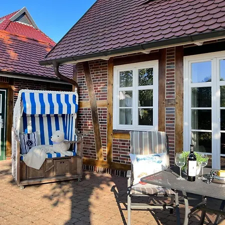Wellnessoase Semesterbostad Prerow